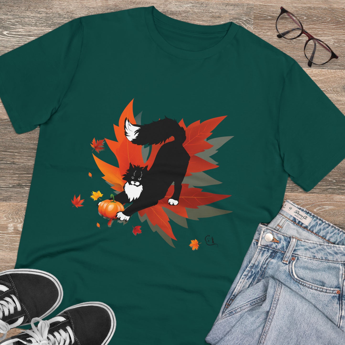 GA Cat Ludo Leaves and Pumpkins, Organic T-shirt - Unisex