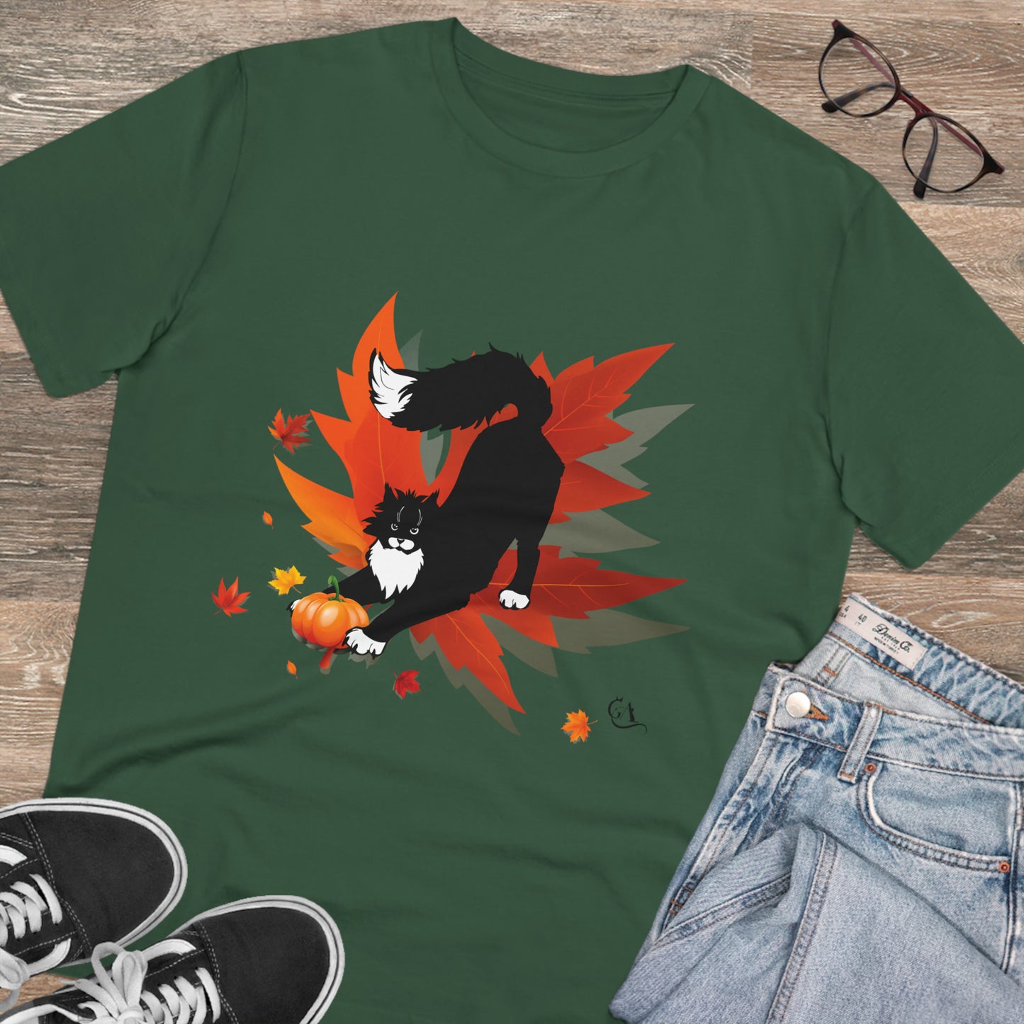 GA Cat Ludo Leaves and Pumpkins, Organic T-shirt - Unisex